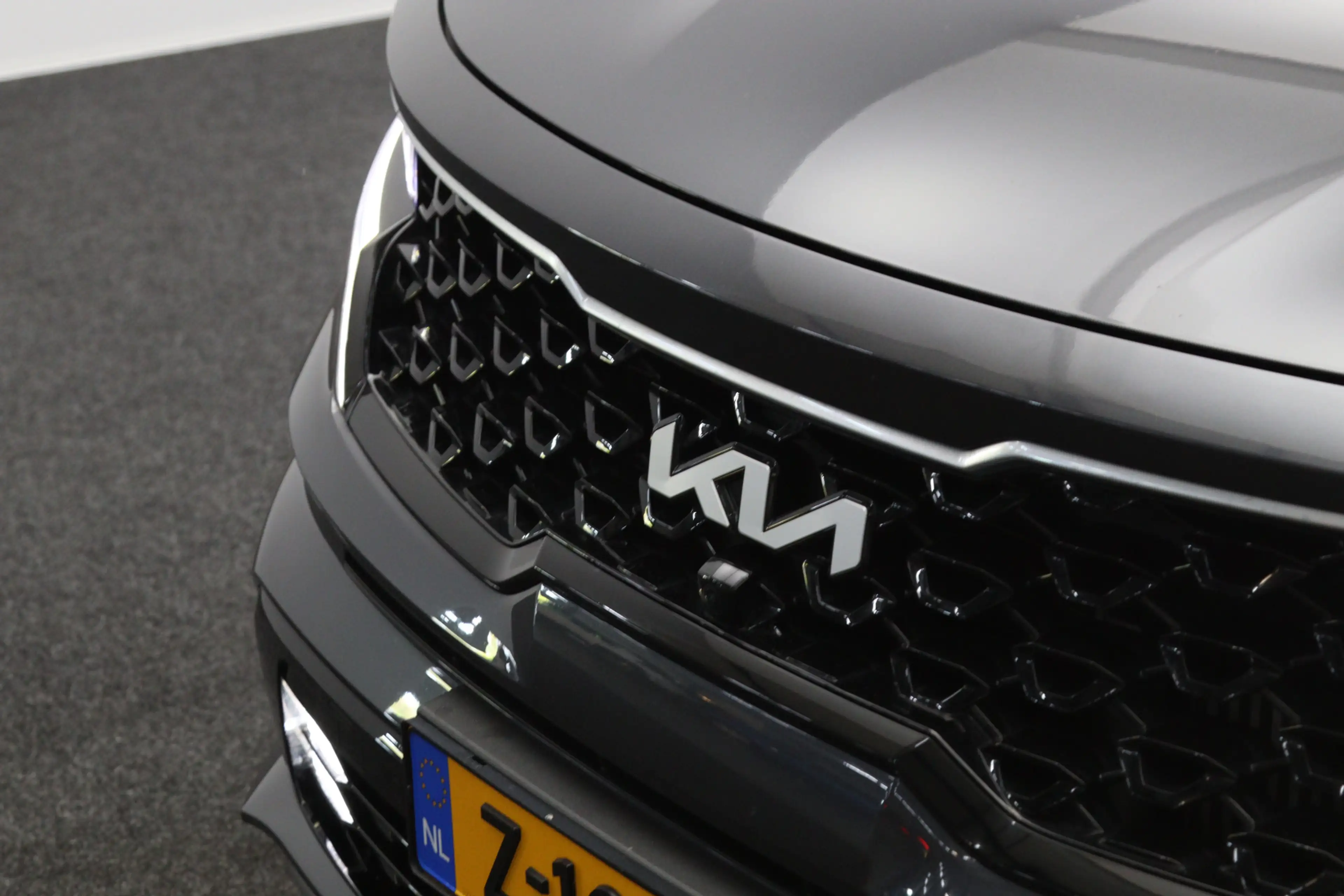 Kia Sorento 1.6 T-GDI Plug-in Hybrid 4WD 266 PK Edition 7p PHE — photo 28