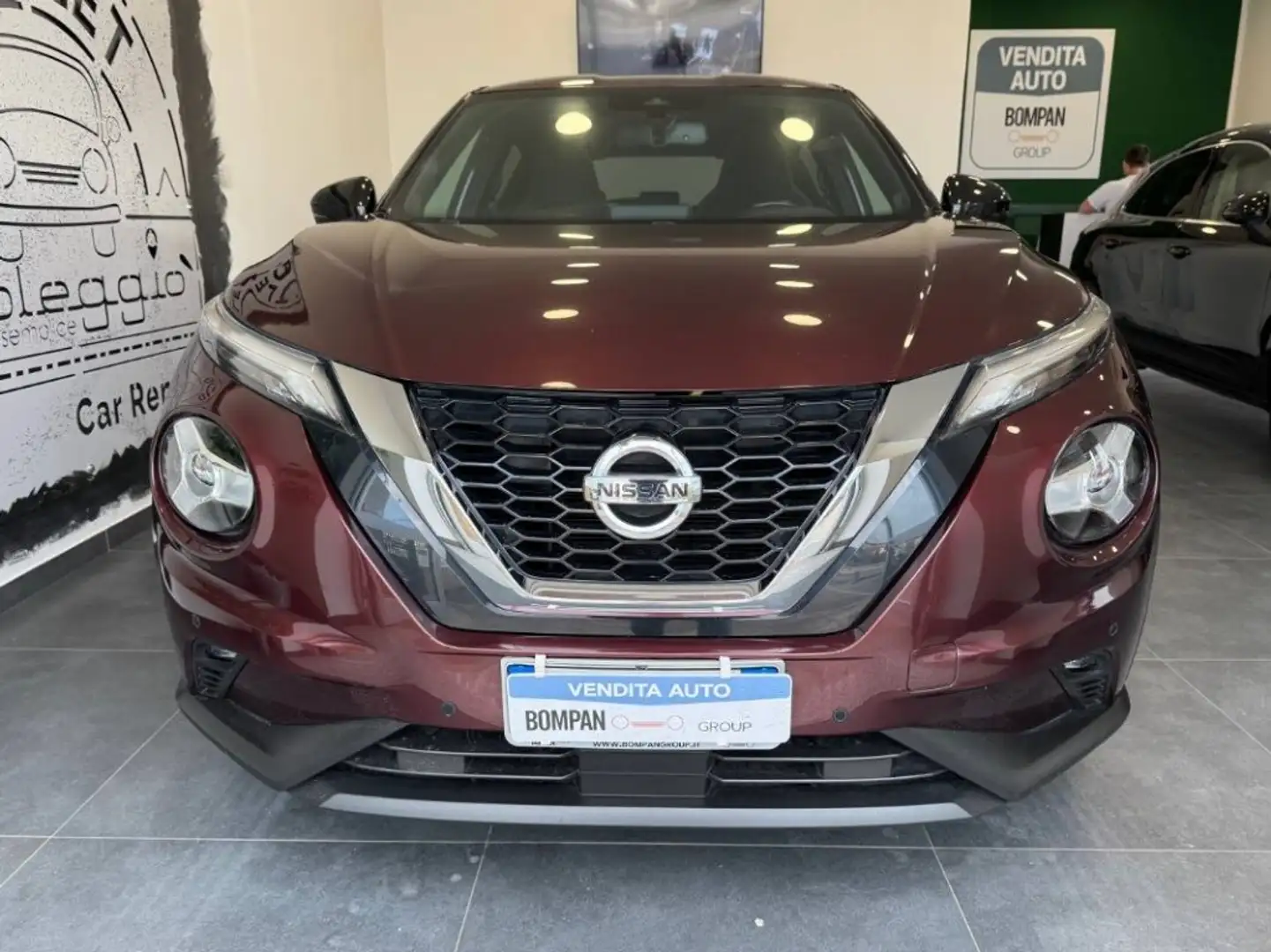 Nissan Juke 1.0 dig-t N-Design 114cv dct Rouge - 1