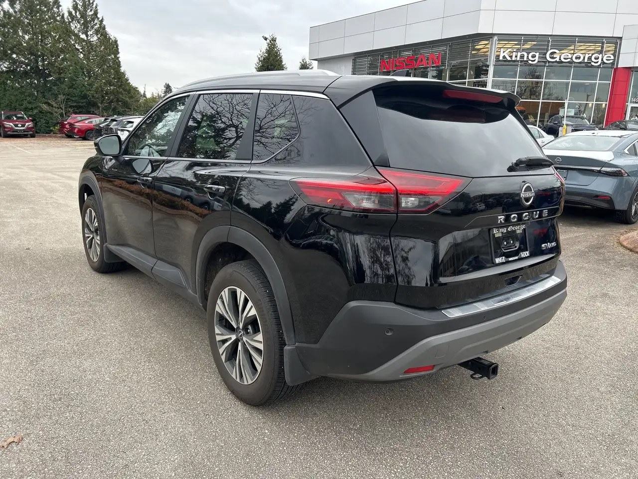 Nissan Rogue снимка Nissan Rogue