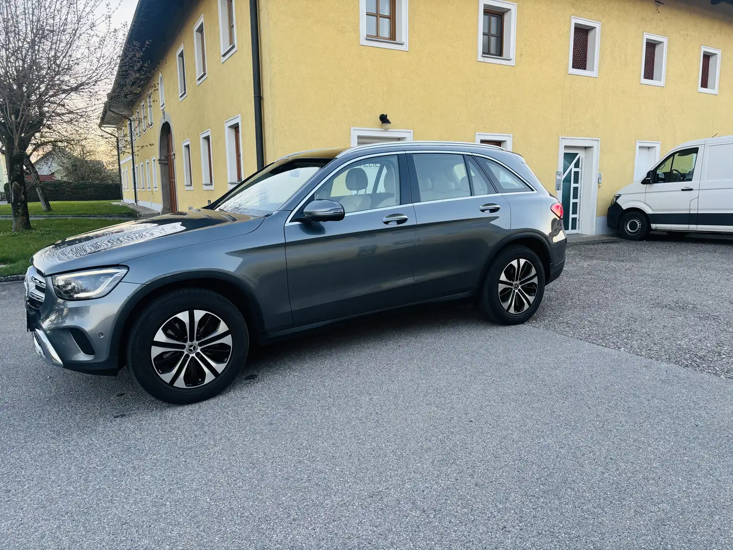 Mercedes-Benz GLC 200 d 4Matic 9G-TRONIC Mercedes-Benz GLC-Klasse GLC 20 - 2