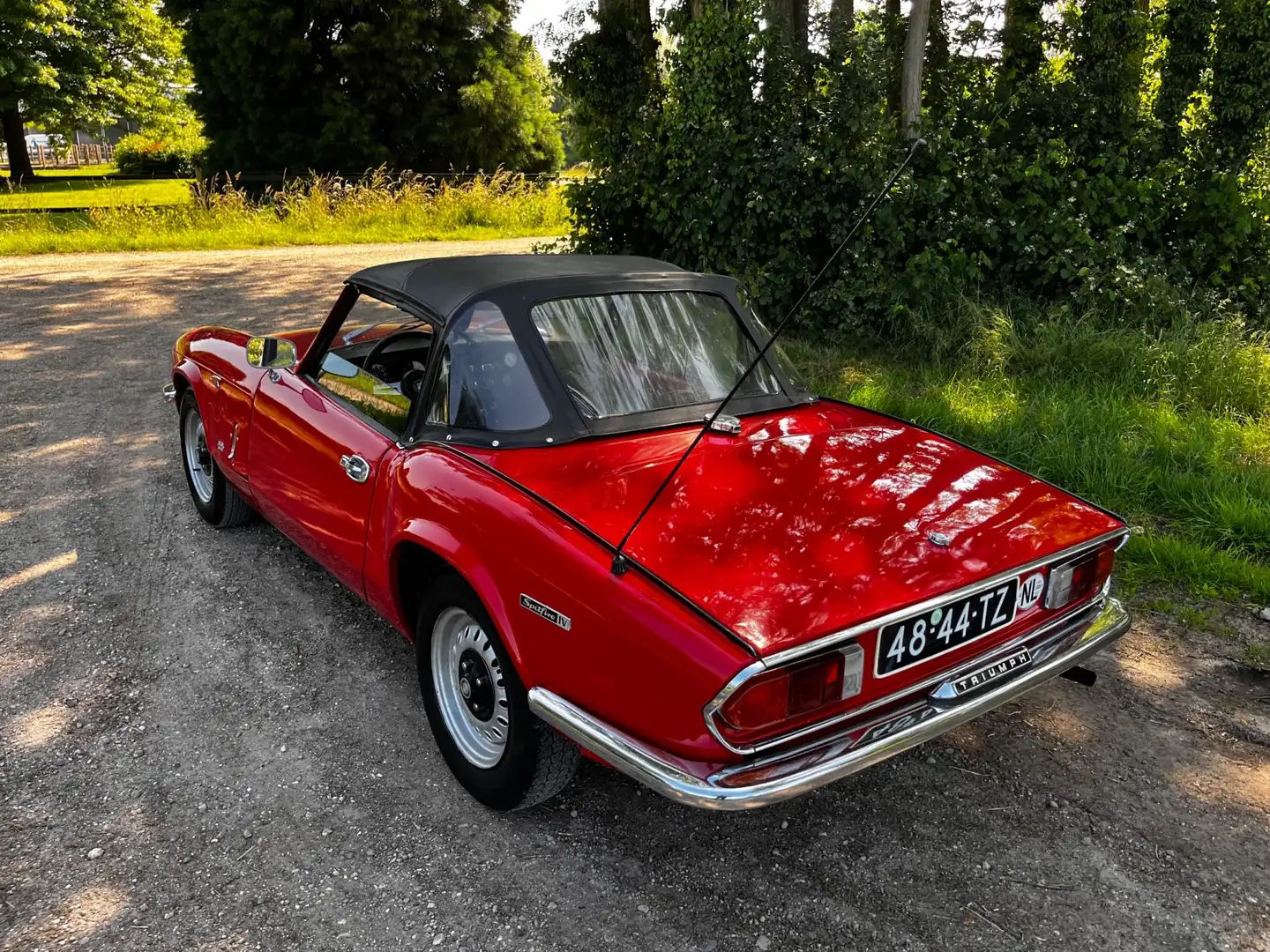 Triumph Spitfire 1300 MK IV Soft Top Rood - 2