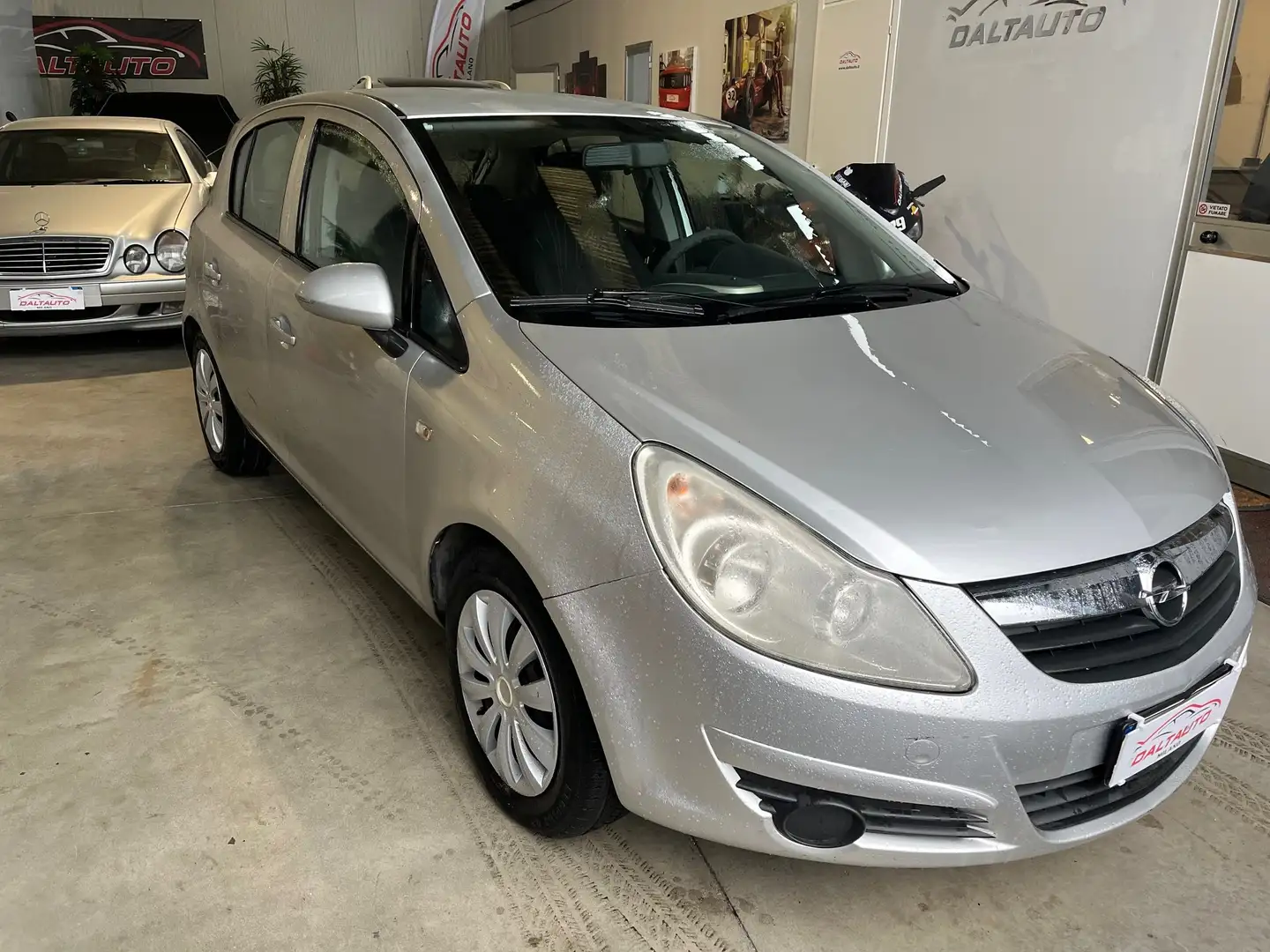 Opel Corsa 5p 1.2 Cosmo Gris - 1