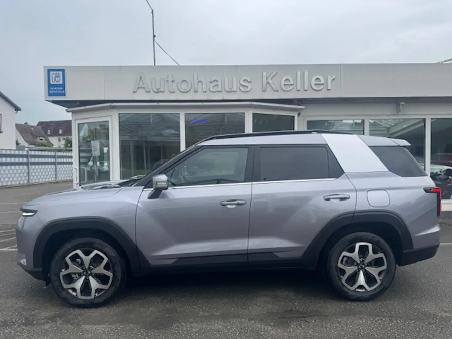 SsangYong Torres Quartz AT 2WD Silber - 1