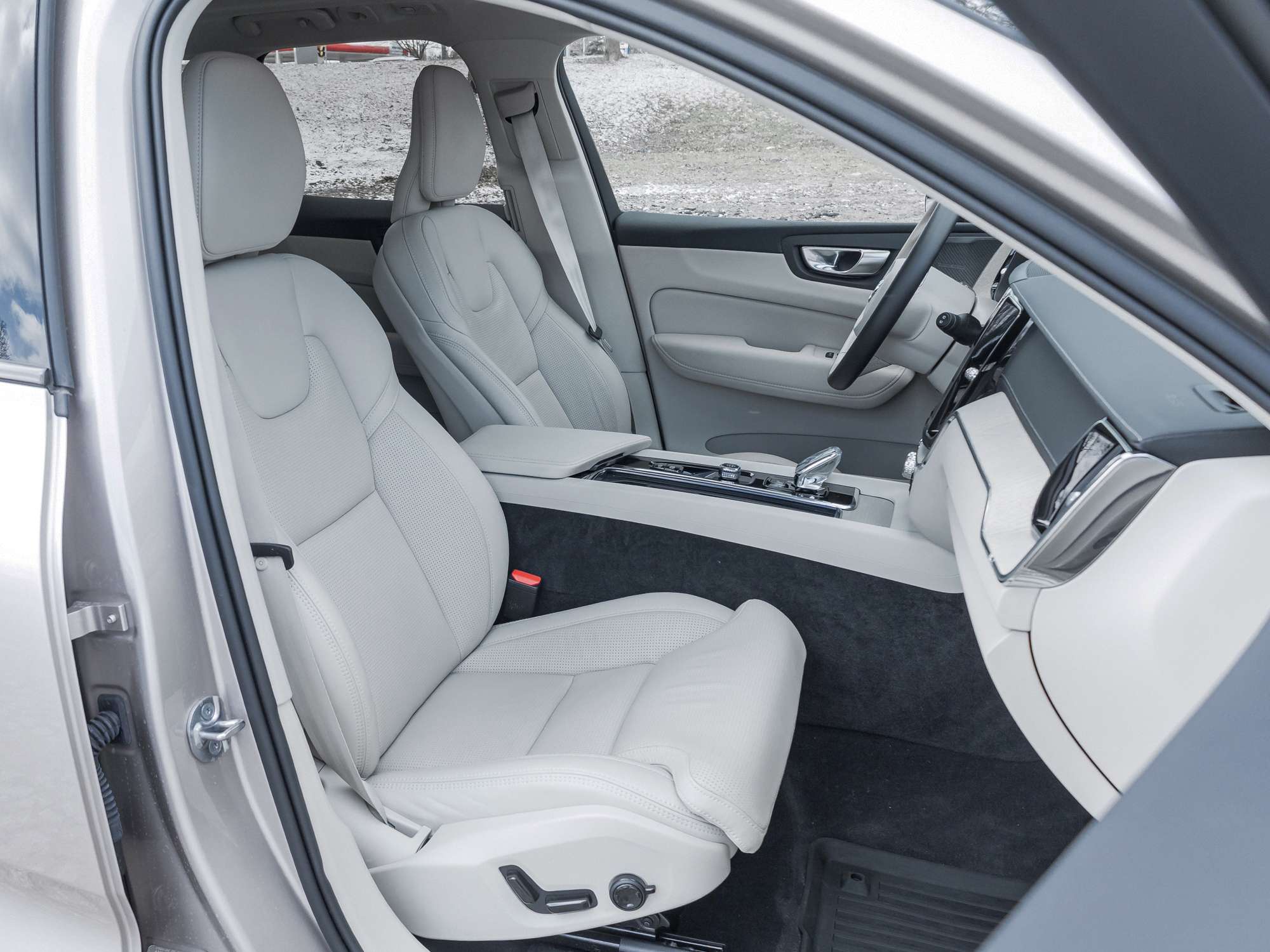 2024 Volvo XC60 T8 eAWD PHEV ULTIMATE |OFF LEASE |ONE OWNER |CPO thumb 24