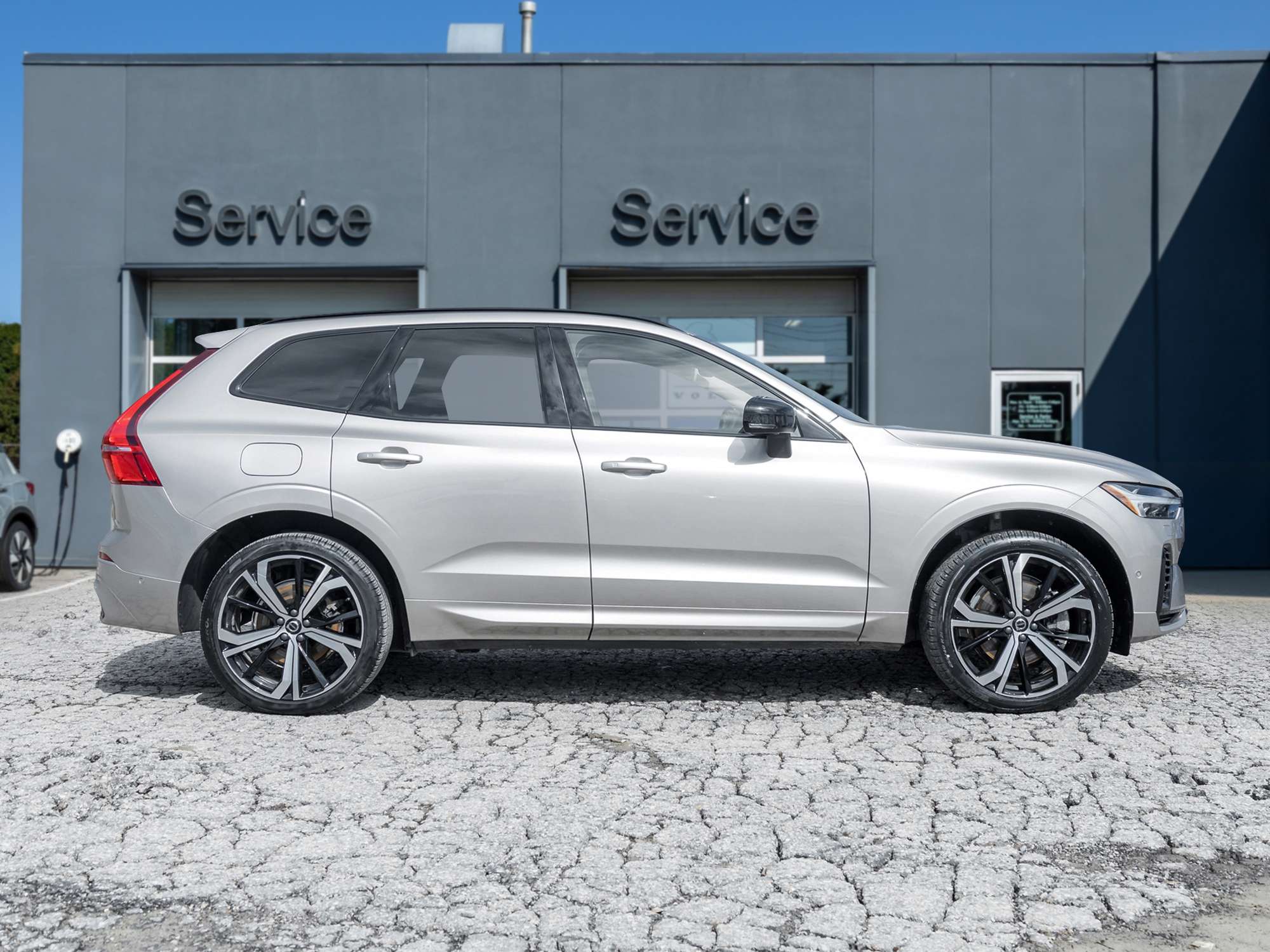 2024 Volvo XC60 T8 eAWD PHEV ULTIMATE |OFF LEASE |ONE OWNER |CPO thumb 6