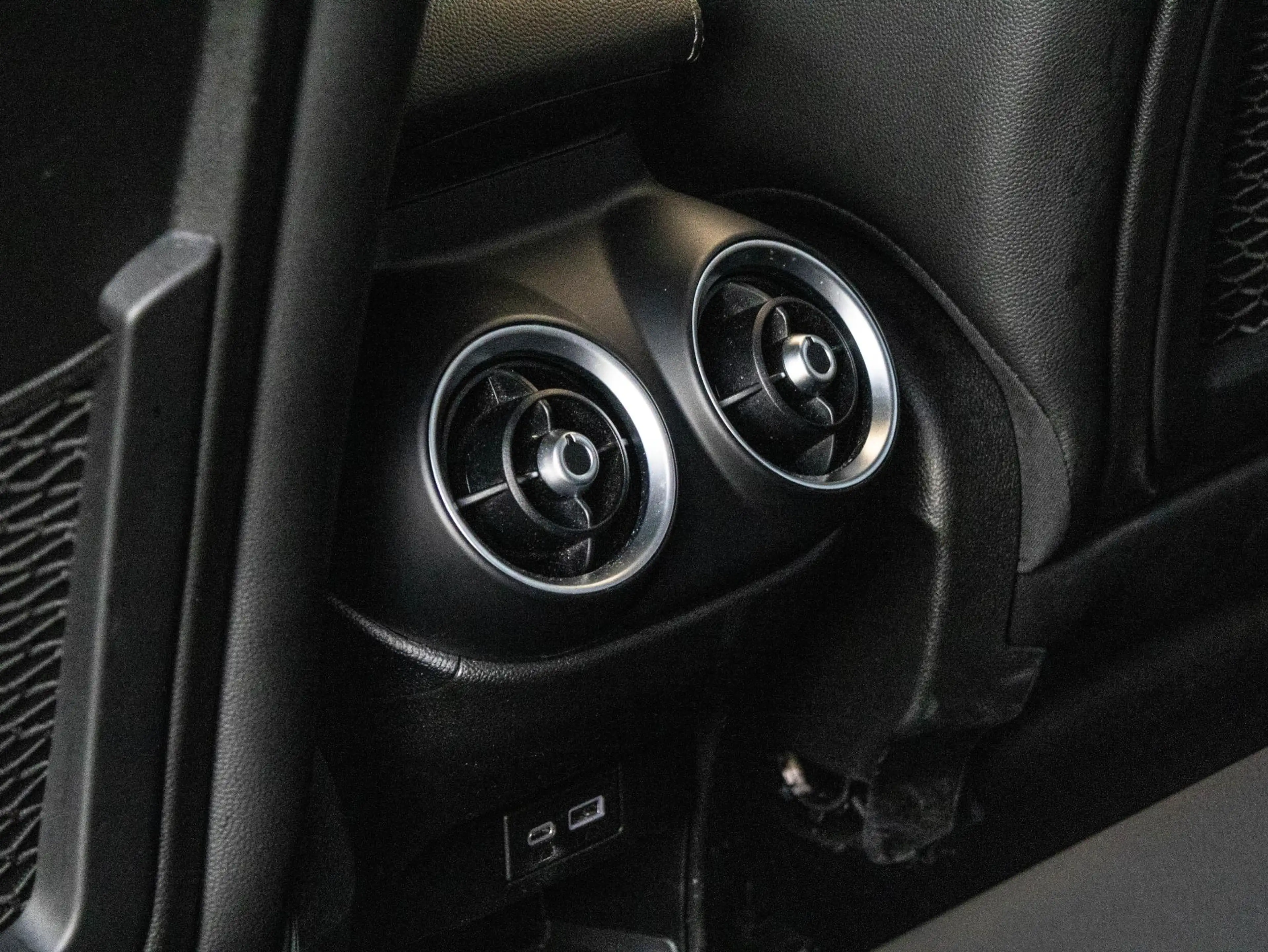Alfa Romeo Stelvio 2.9 V6 AWD Quadrifoglio | Pano | Harman & Kardon | — photo 14