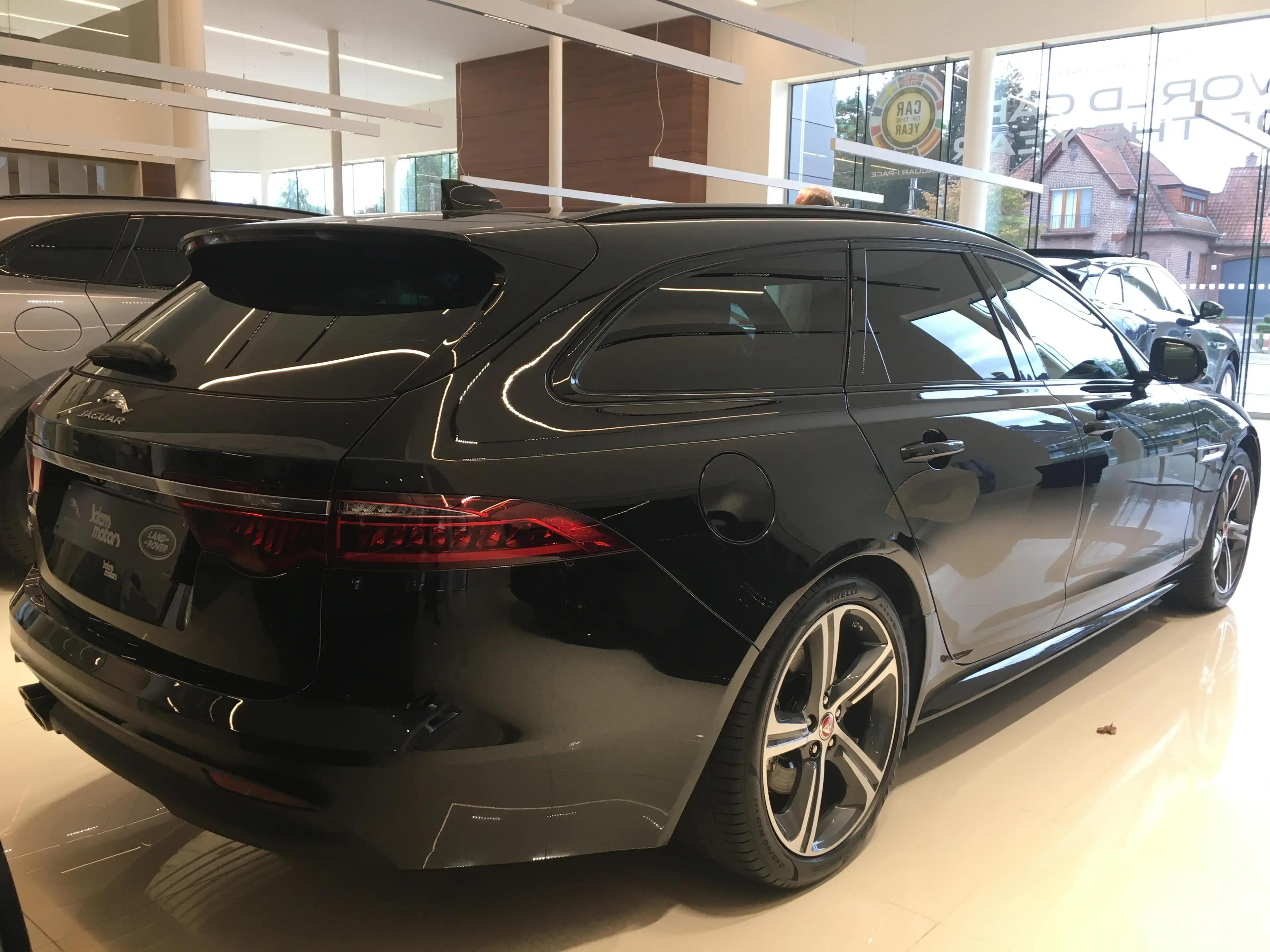 Jaguar XF R-sport — photo 2