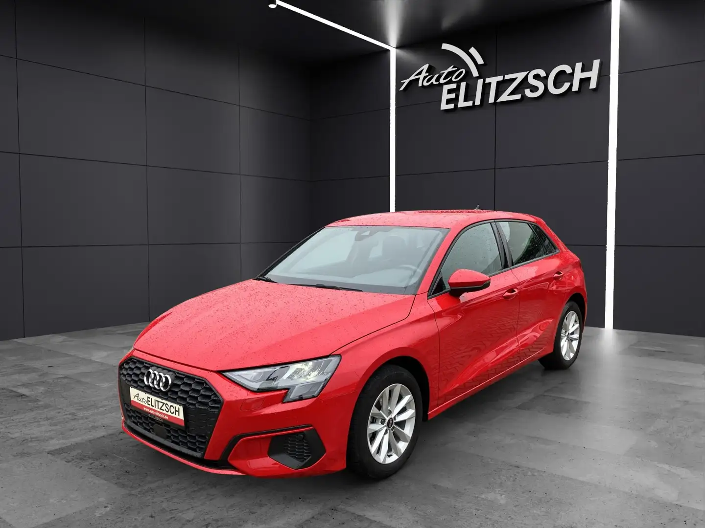 Audi A3 Sportback TDI Navi PDC DAB SH Rot - 2