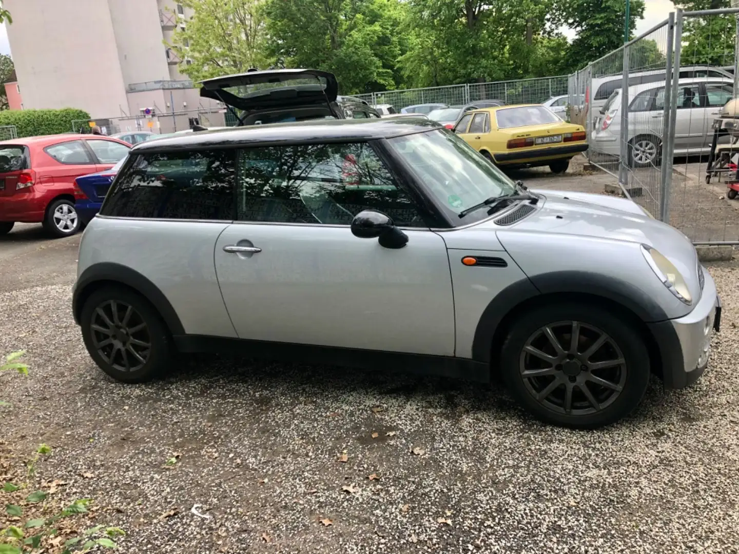 MINI Cooper 1.6 116PS Kopfdichtung defekt Stříbrná - 2
