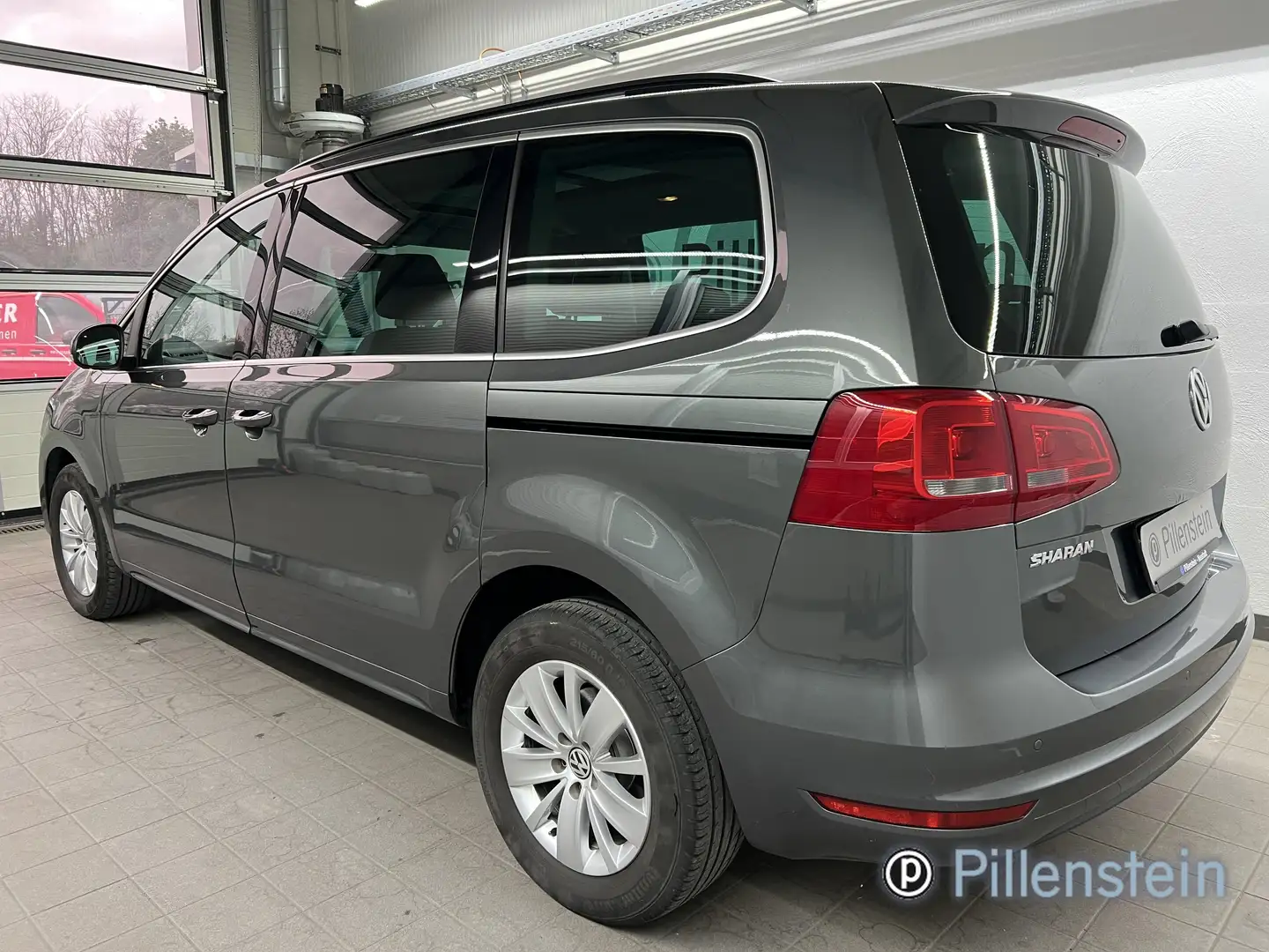 Volkswagen Sharan TSI COMFORTLINE PANO+7SITZER Grau - 2