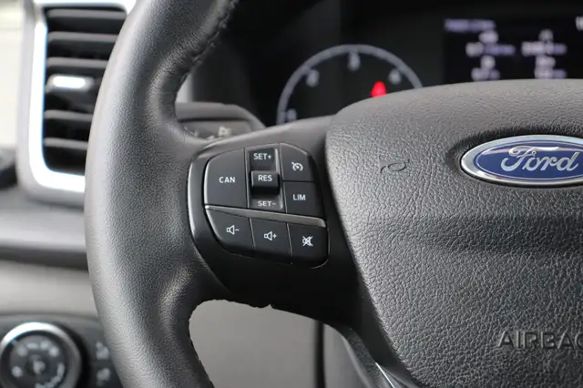 Ford Transit Custom view 11