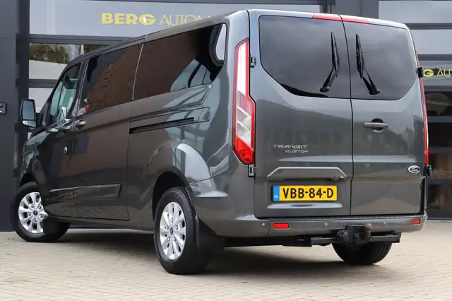 Ford Transit Custom view 16