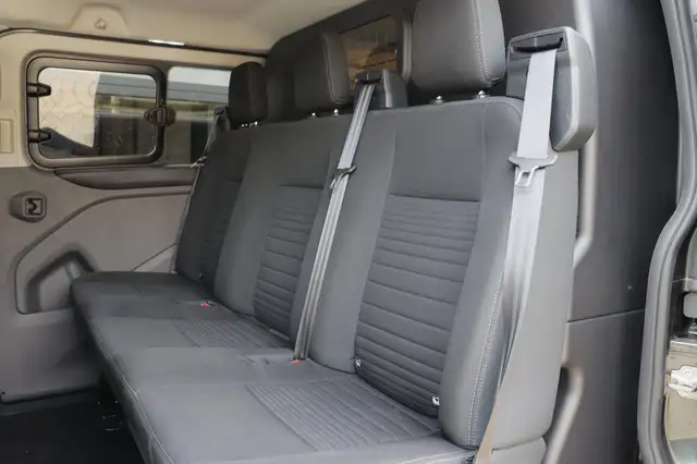 Ford Transit Custom view 25