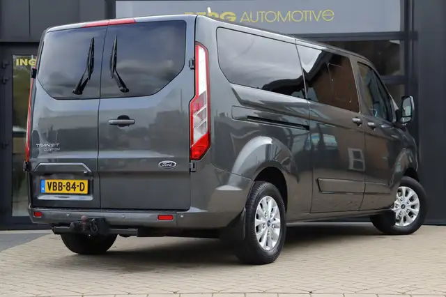 Ford Transit Custom view 15