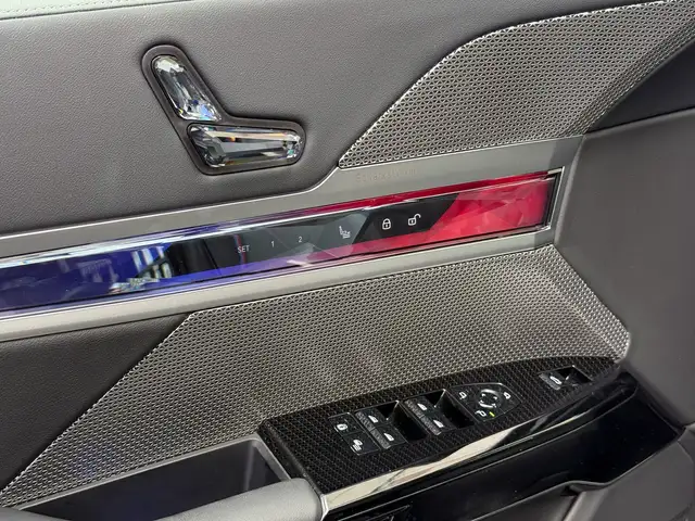 BMW 740 d xDrive Limousine M-Sportpaket Pro Ansicht 12