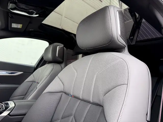 BMW 740 d xDrive Limousine M-Sportpaket Pro Ansicht 14