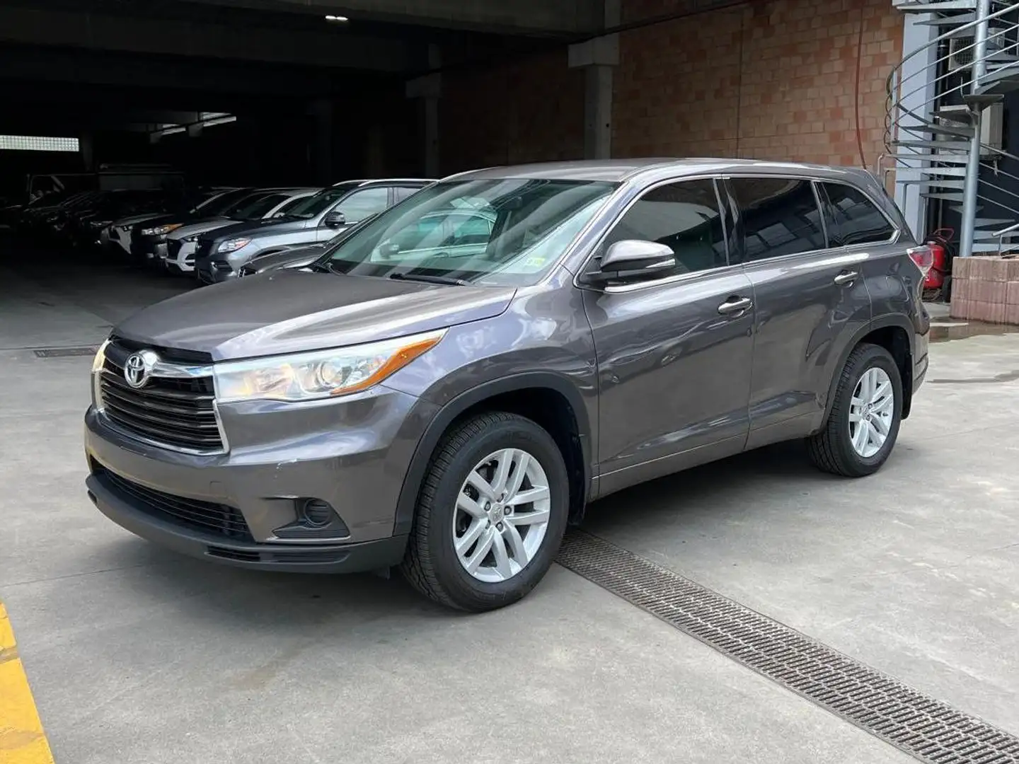 Toyota Highlander 4 CYLENDERS!!!-ONLY FOR EXPORT OUT OF EUROPE Gris - 1