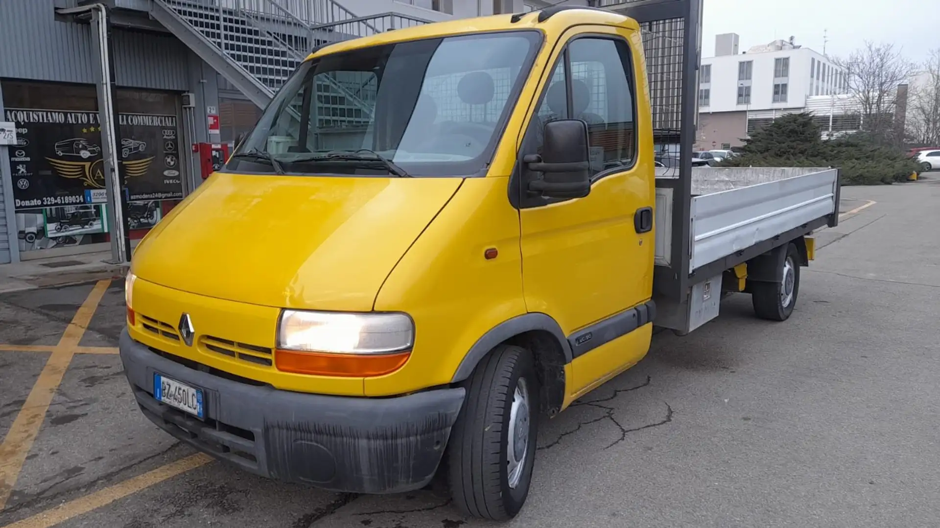 Renault Master Giallo - 2