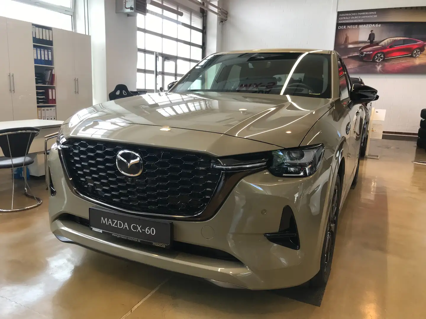 Mazda CX-60 3.3L e-SKYACTIV D 254 8AT AWD HOMURA COSO Beige - 2