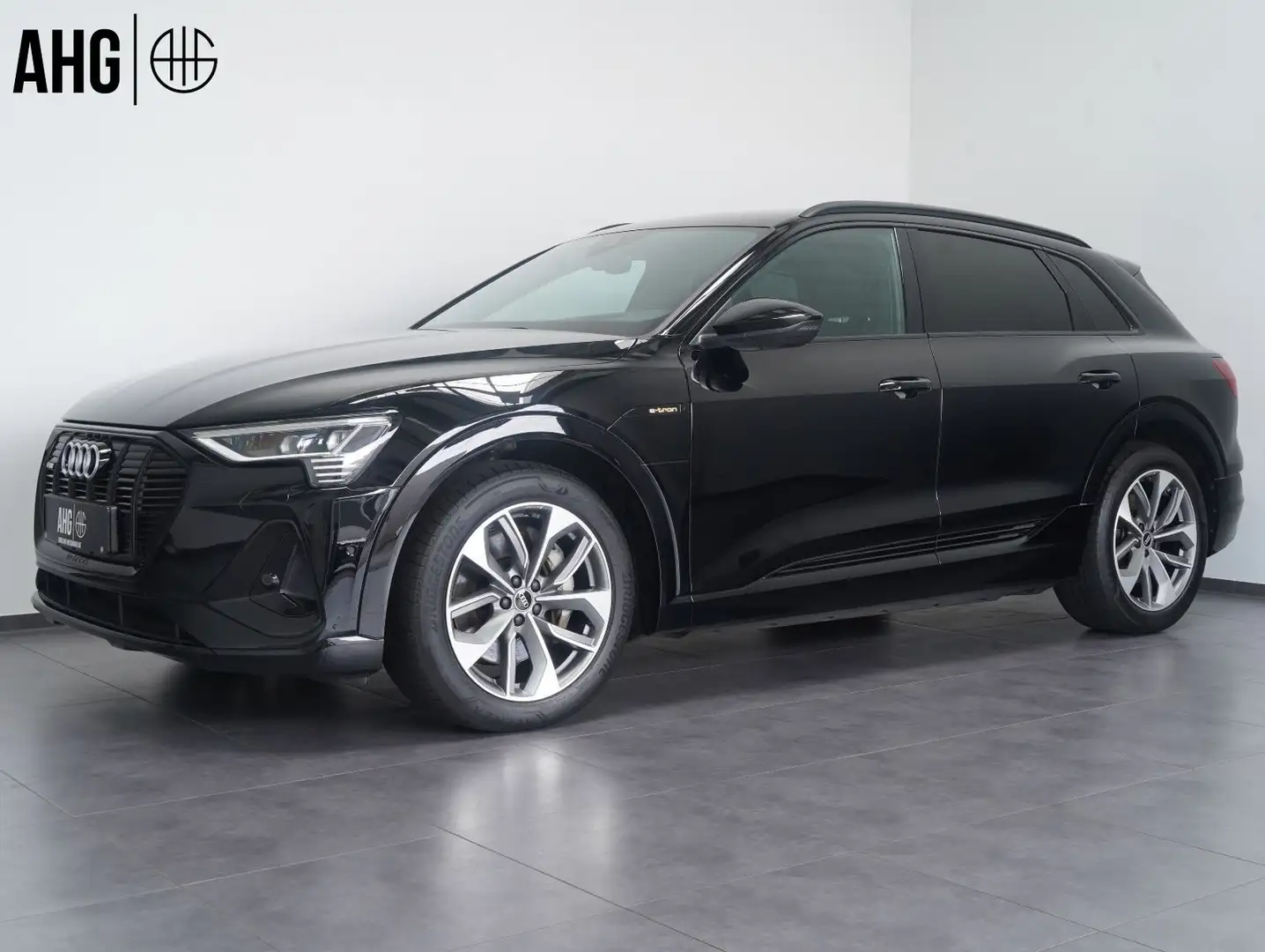 Audi e-tron 55 quattro 2x S line MATRIX/B&O/AHK/SOH Чорний - 1