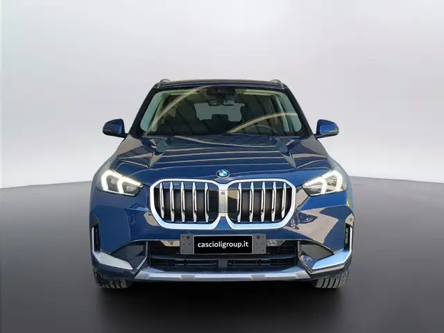 BMW X1 view 2