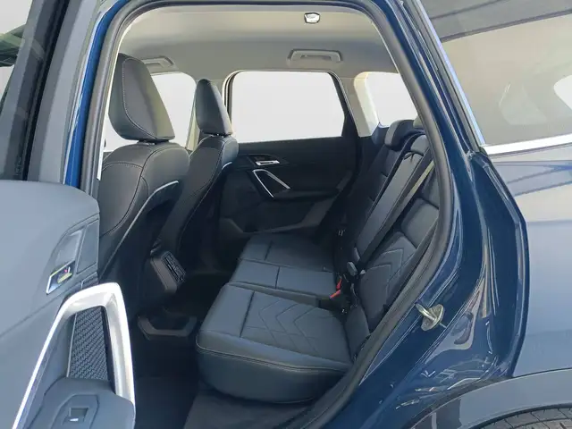 BMW X1 view 9