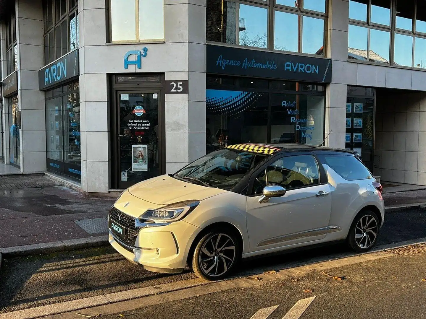 DS Automobiles DS 3 phase 2 1.6 THP 165 SPORT CHIC Blanc - 1