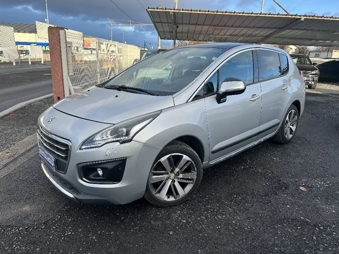 Peugeot 3008 2.0 HDi 160ch BVA6 Féline - 1