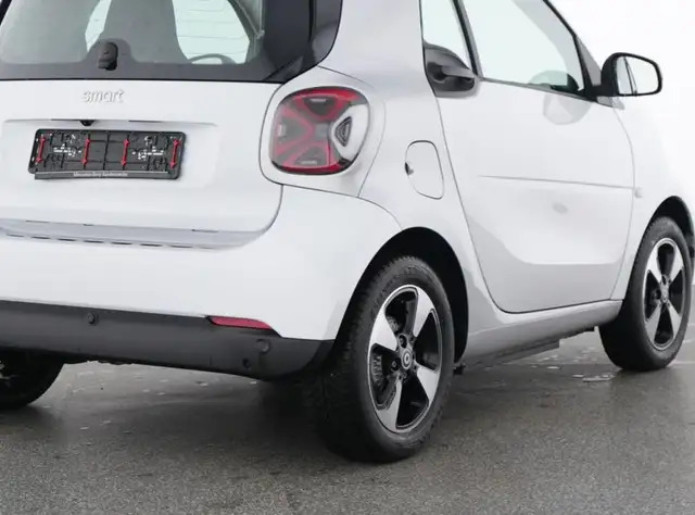 smart Fortwo view 5