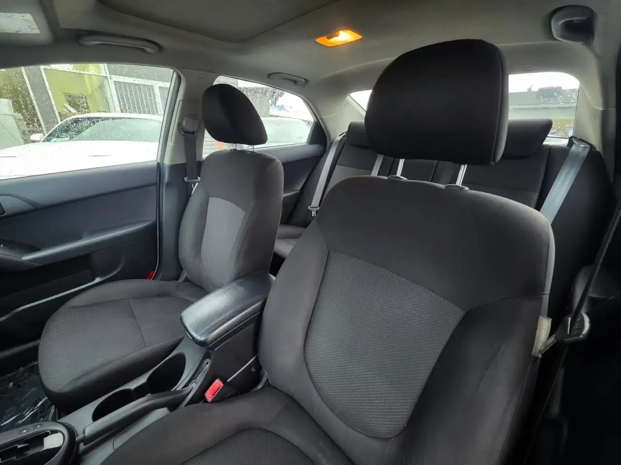 Kia Forte снимка Kia Forte