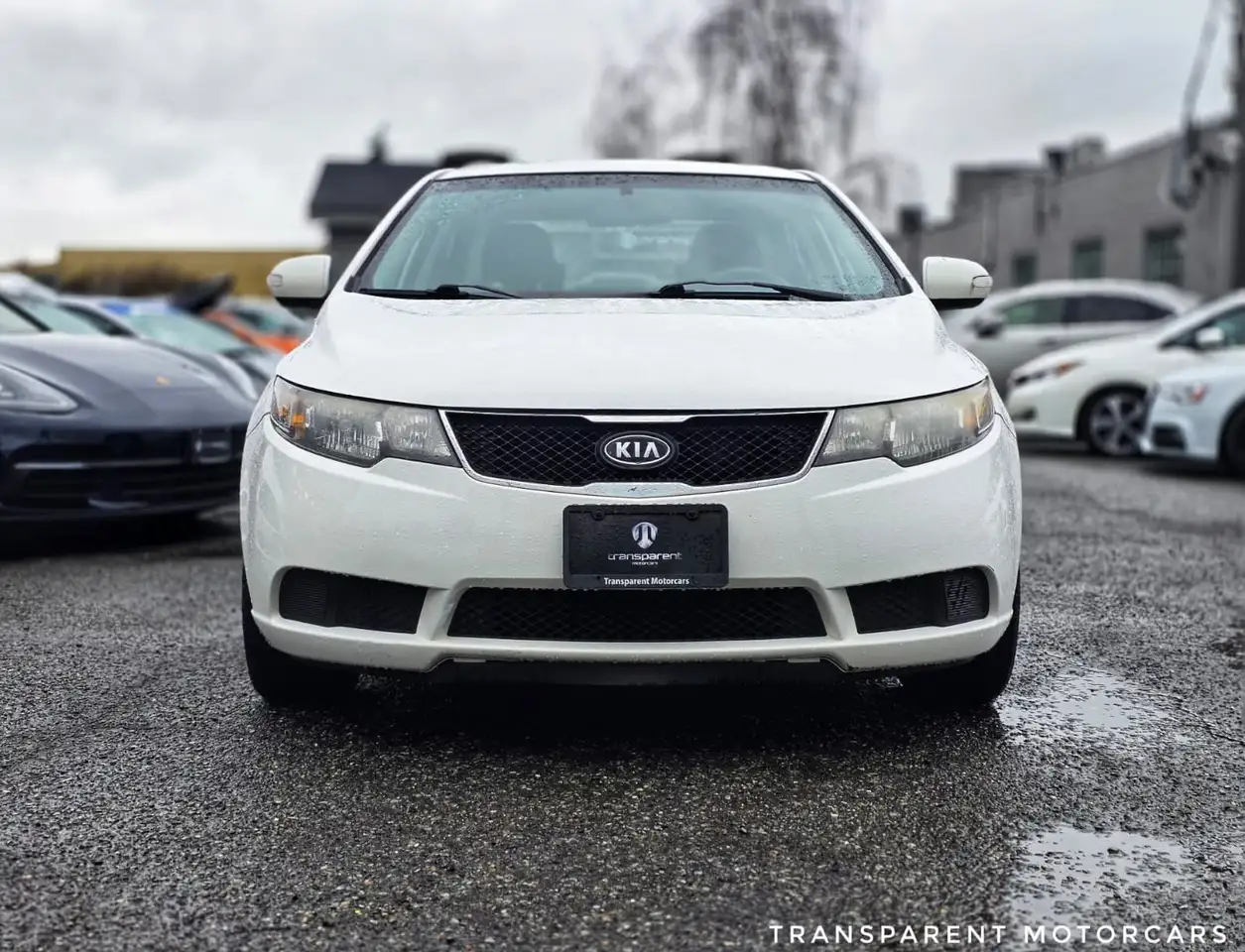 Kia Forte снимка Kia Forte
