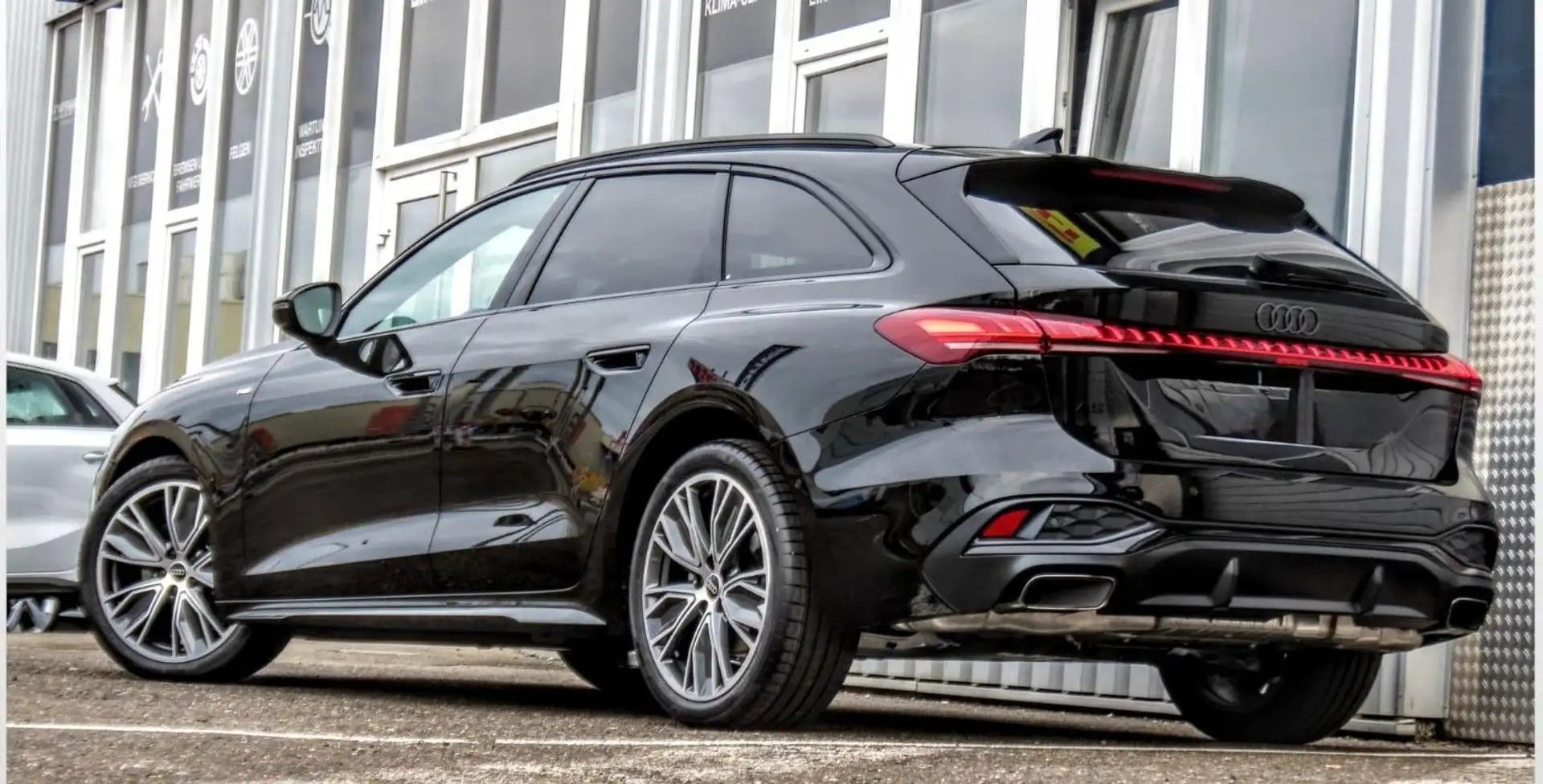 Audi A5 Avant 2.0 tdi mhev+ S line edition 204cv s-tronic Schwarz - 2