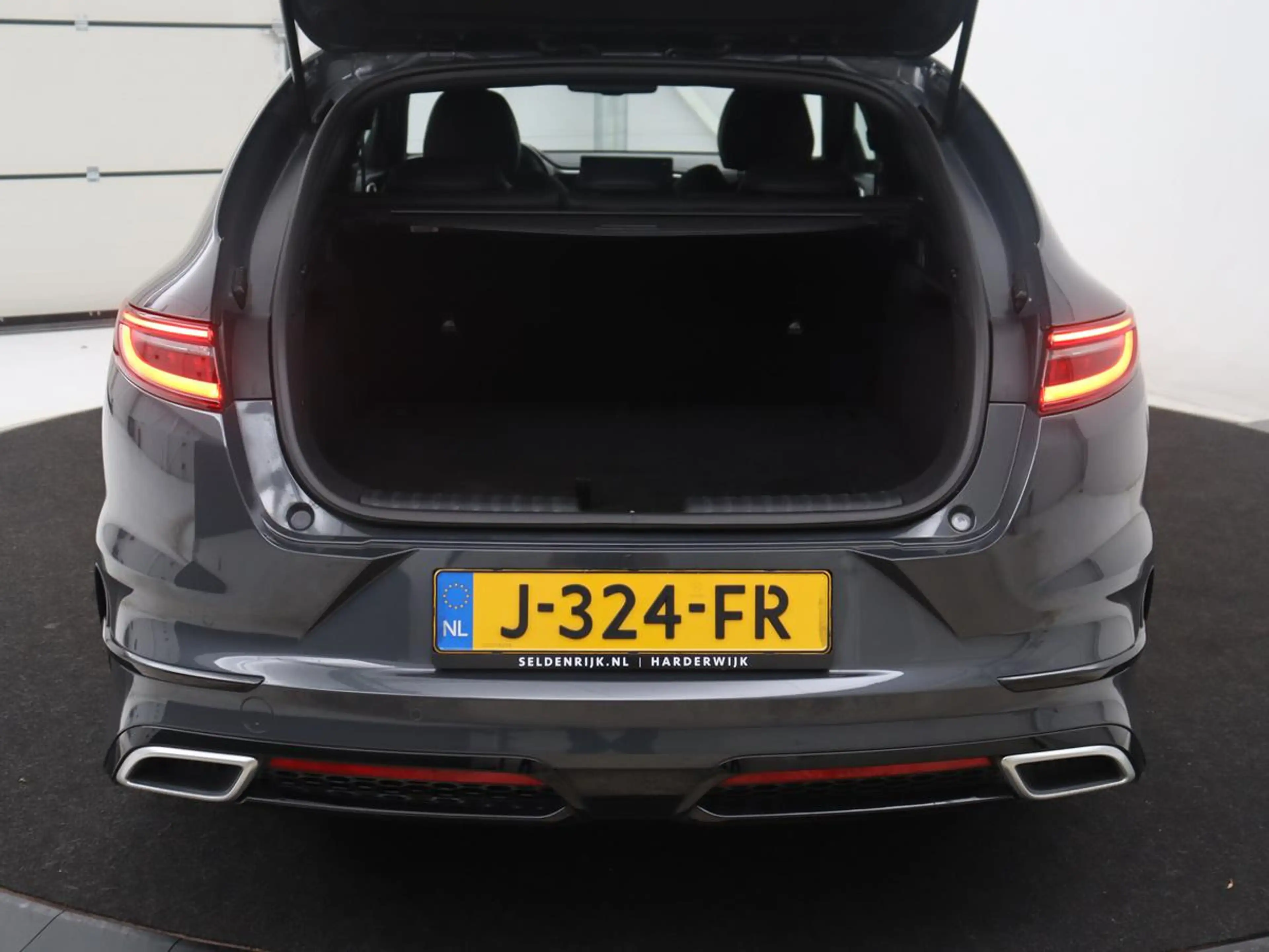 Kia ProCeed / pro_cee'd 1.4 T-GDI GT-Line | Leder/alcantara | Stuur/stoel — photo 26
