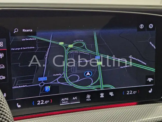 Audi Q5 view 14