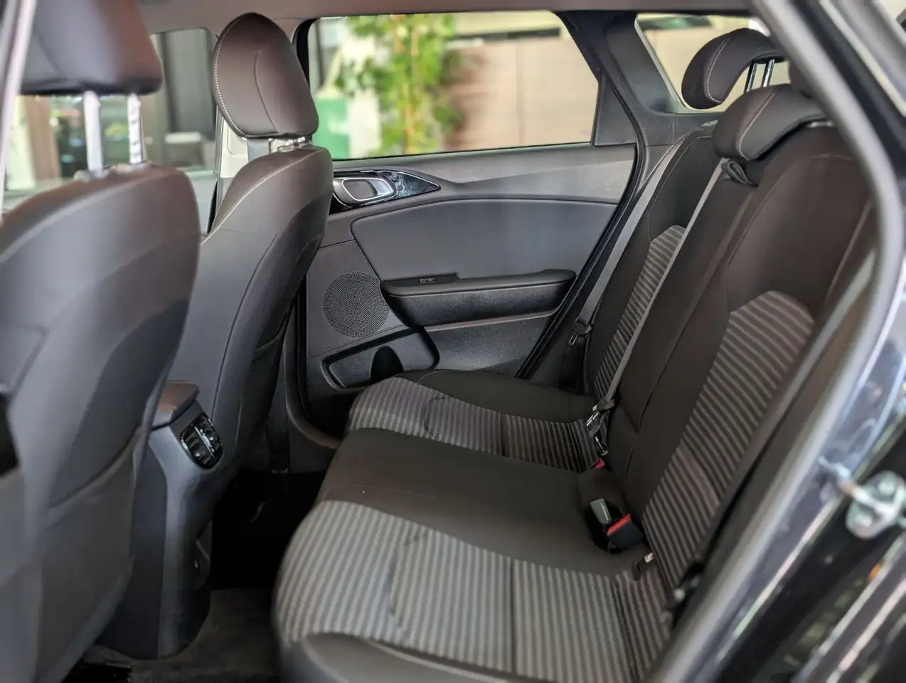 Kia Ceed 1.5 Spirit ACC JBL KAM 7J Gar., миниатюра 16