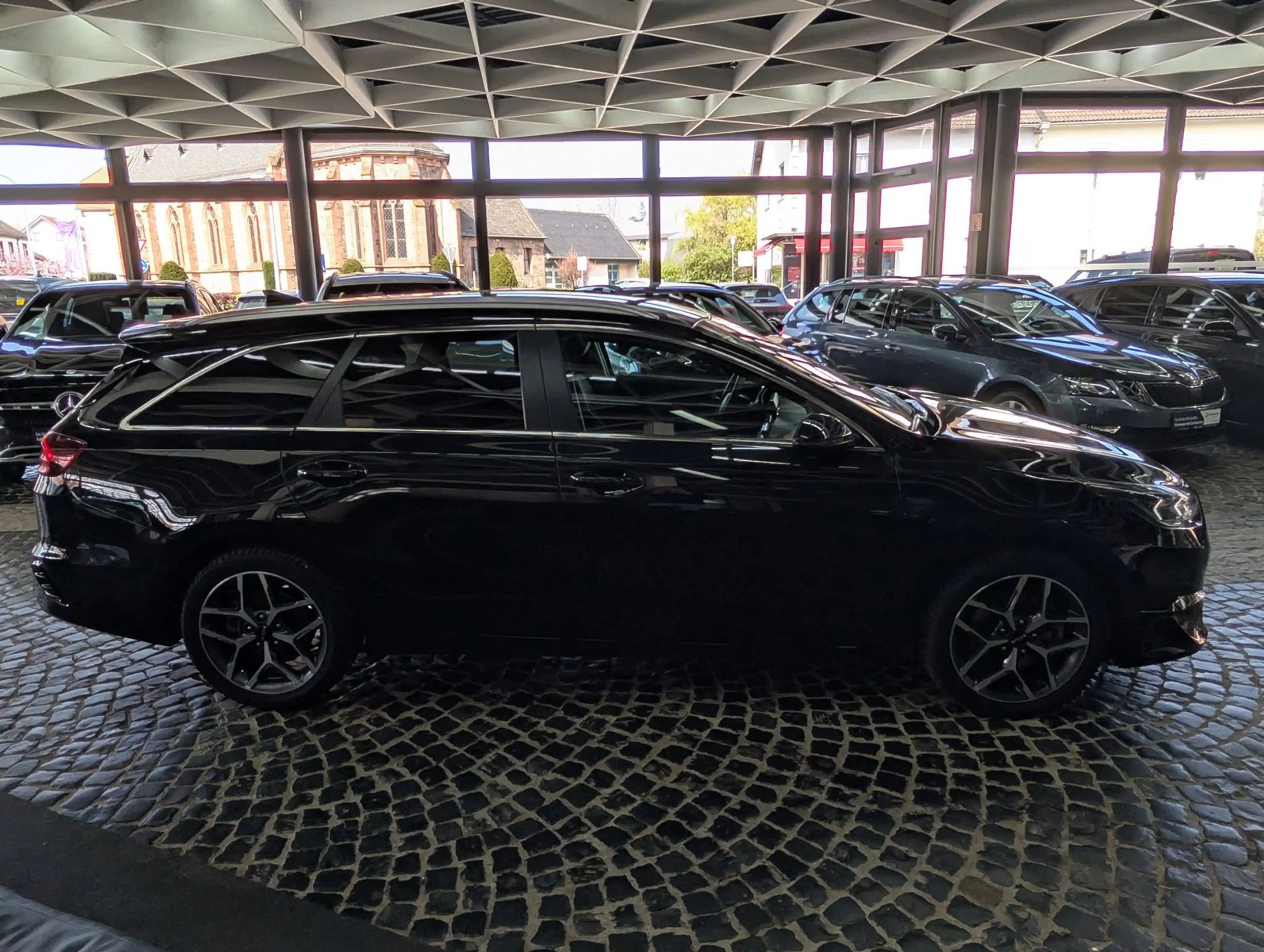 Kia Ceed SW / cee'd SW 1.5 Spirit ACC JBL KAM 7J Gar. — photo 8