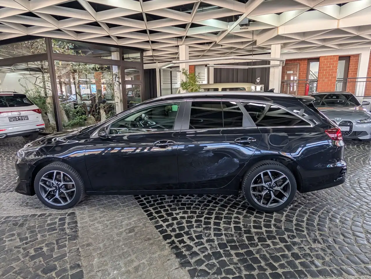 Kia Ceed 1.5 Spirit ACC JBL KAM 7J Gar., миниатюра 4