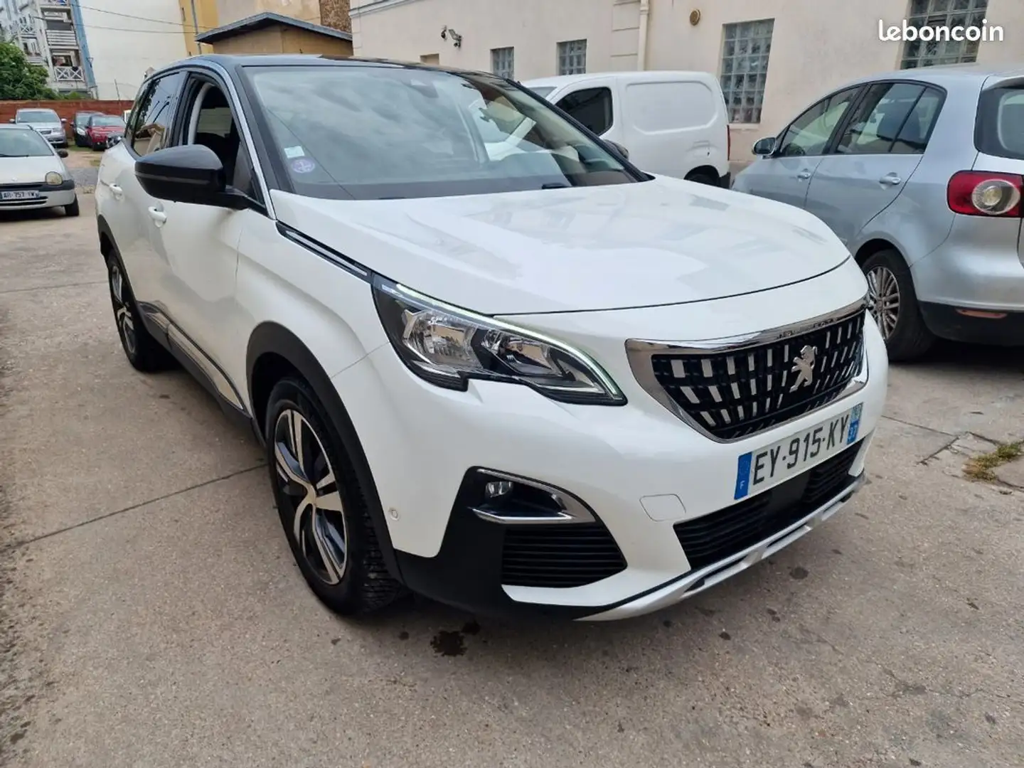 Peugeot 3008 essence 130ch s&s allure garantie 12-mois Wit - 2