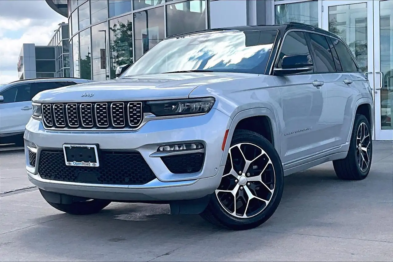 Jeep Grand Cherokee снимка Jeep Grand Cherokee