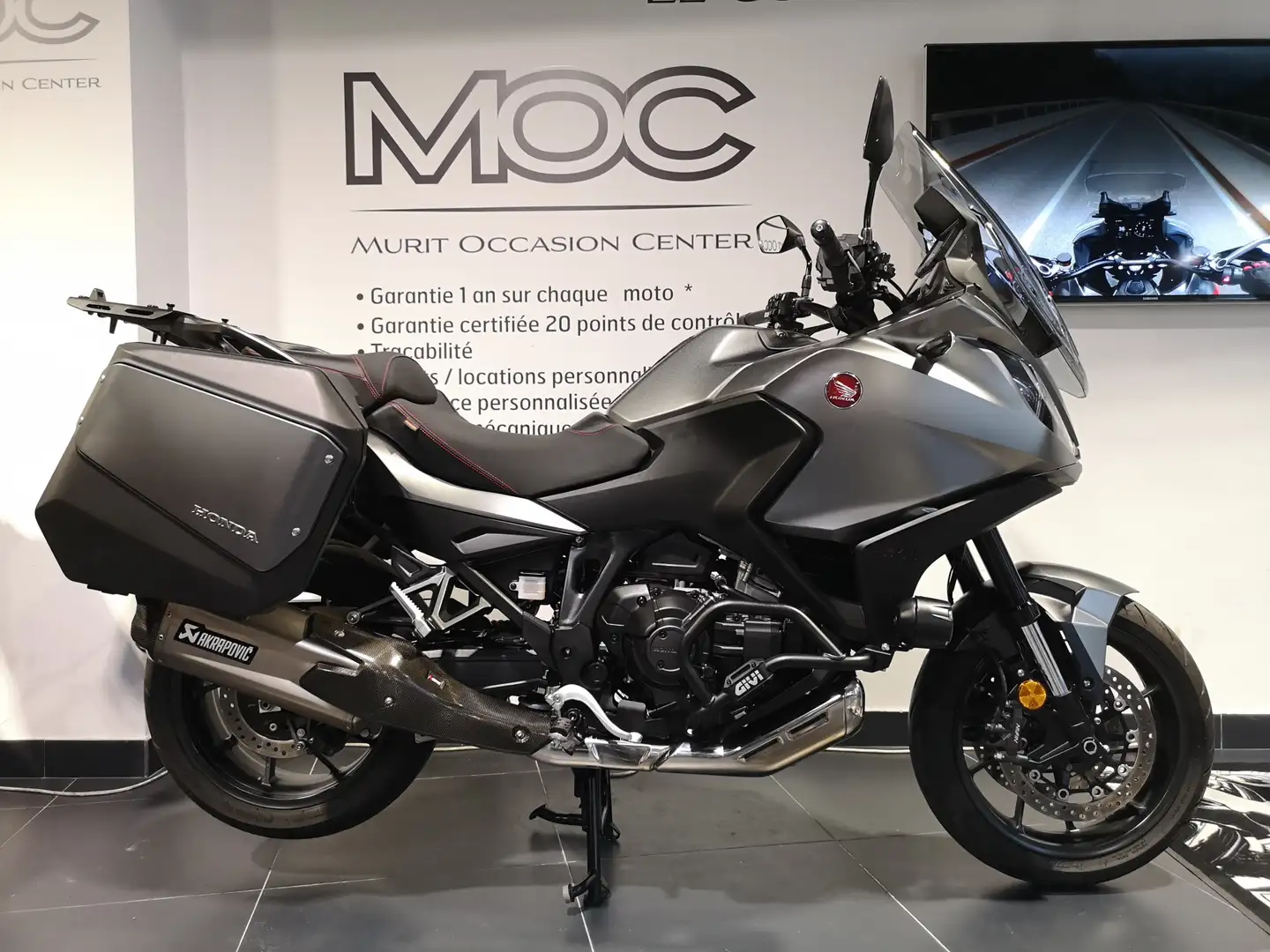 Honda NT 1100 Grau - 1