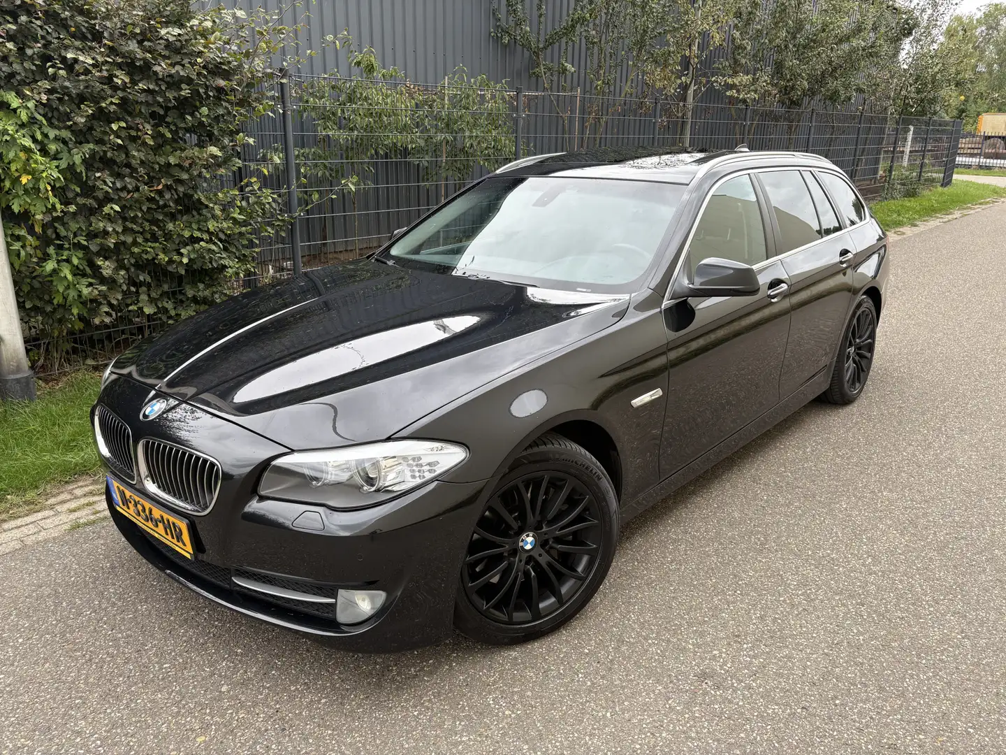 BMW 535 5-serie Touring 535i High Executive / AUTOMAAT / P Zwart - 2