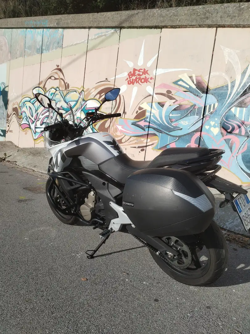 CFMOTO 650 MT turismo Bianco - 2