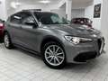 Alfa Romeo Stelvio 2.2 TD 190 CV EXECUTIVE 19" APPENA TAGLIANDATA Gris - thumbnail 2