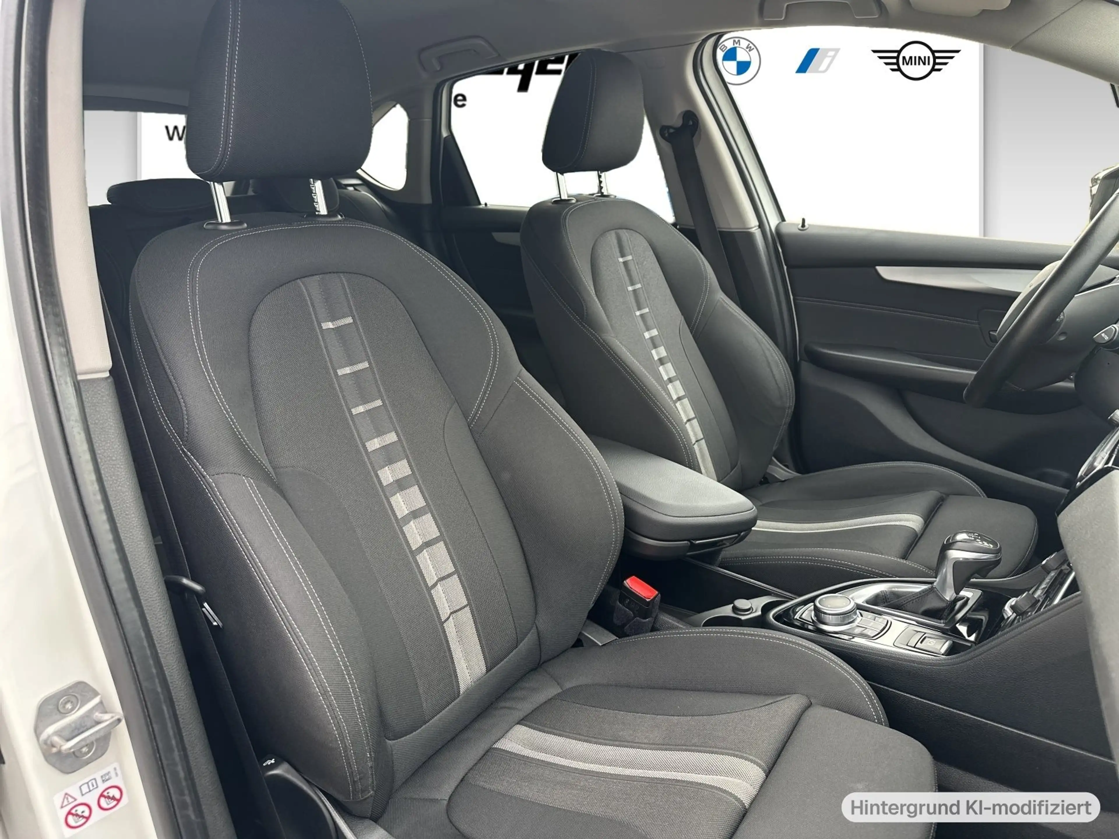 BMW 225 xe iPerformance Active Tourer LED Navi Shz — photo 6