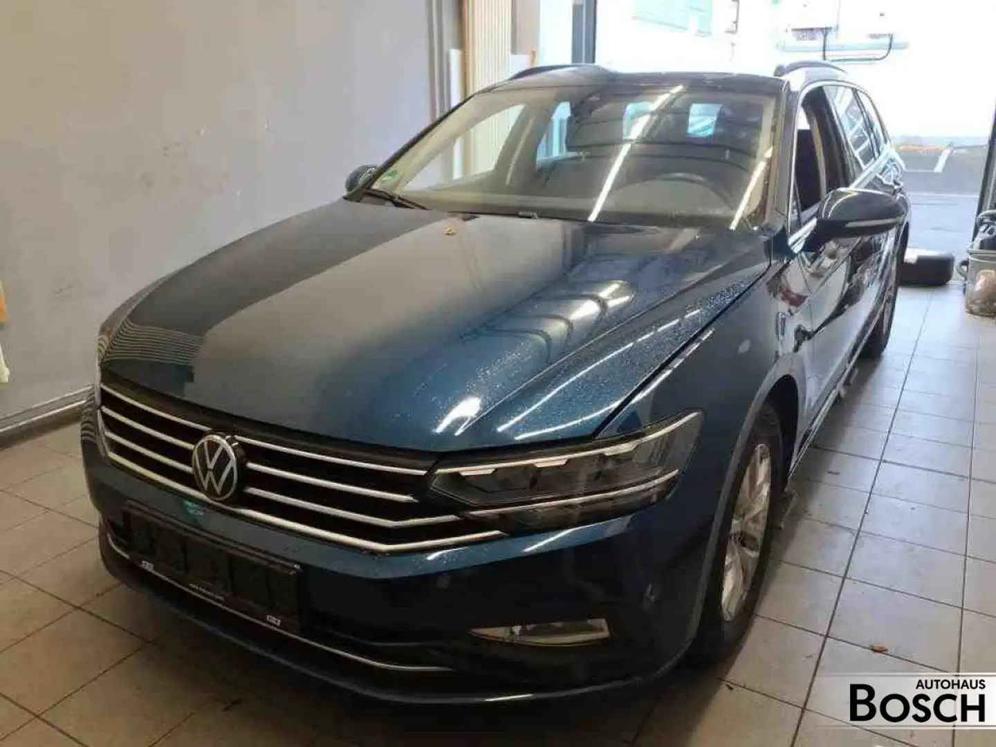 Volkswagen Passat Variant 2.0 TDI Business DSG Navi RFK ACC Azul - 2