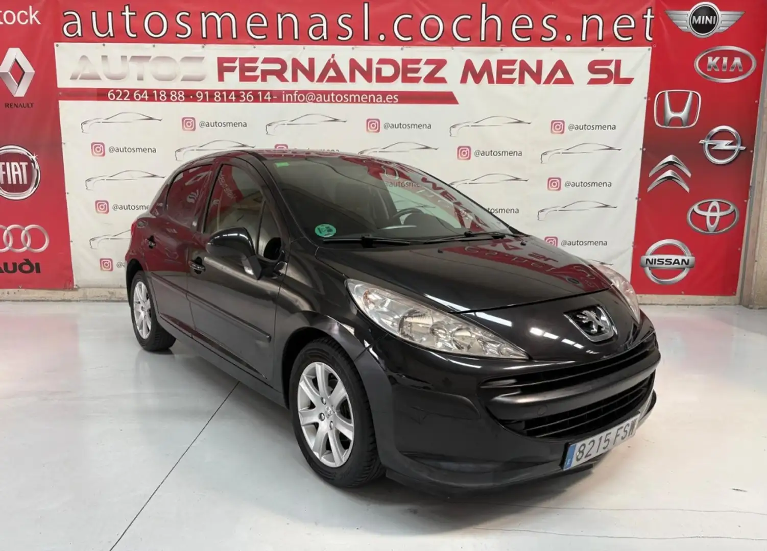 Peugeot 207 1.4i 16v XS Zwart - 1