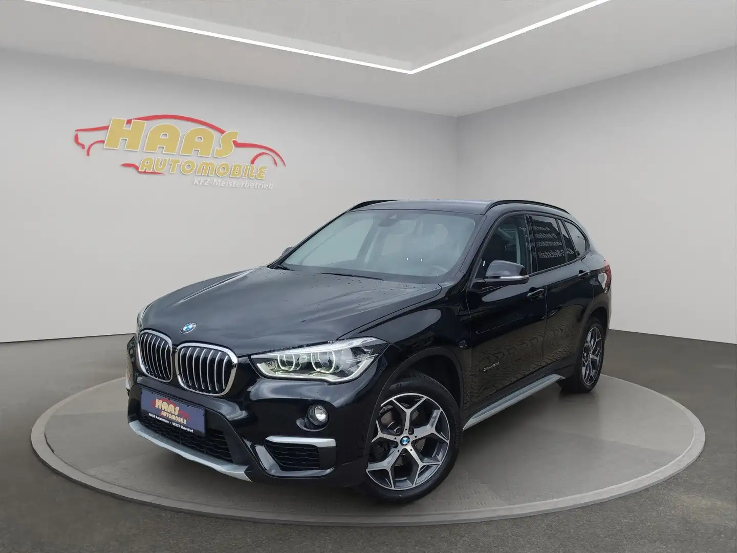 BMW X1 sDrive 18 d xLine *LED*Teilleder* Noir - 1