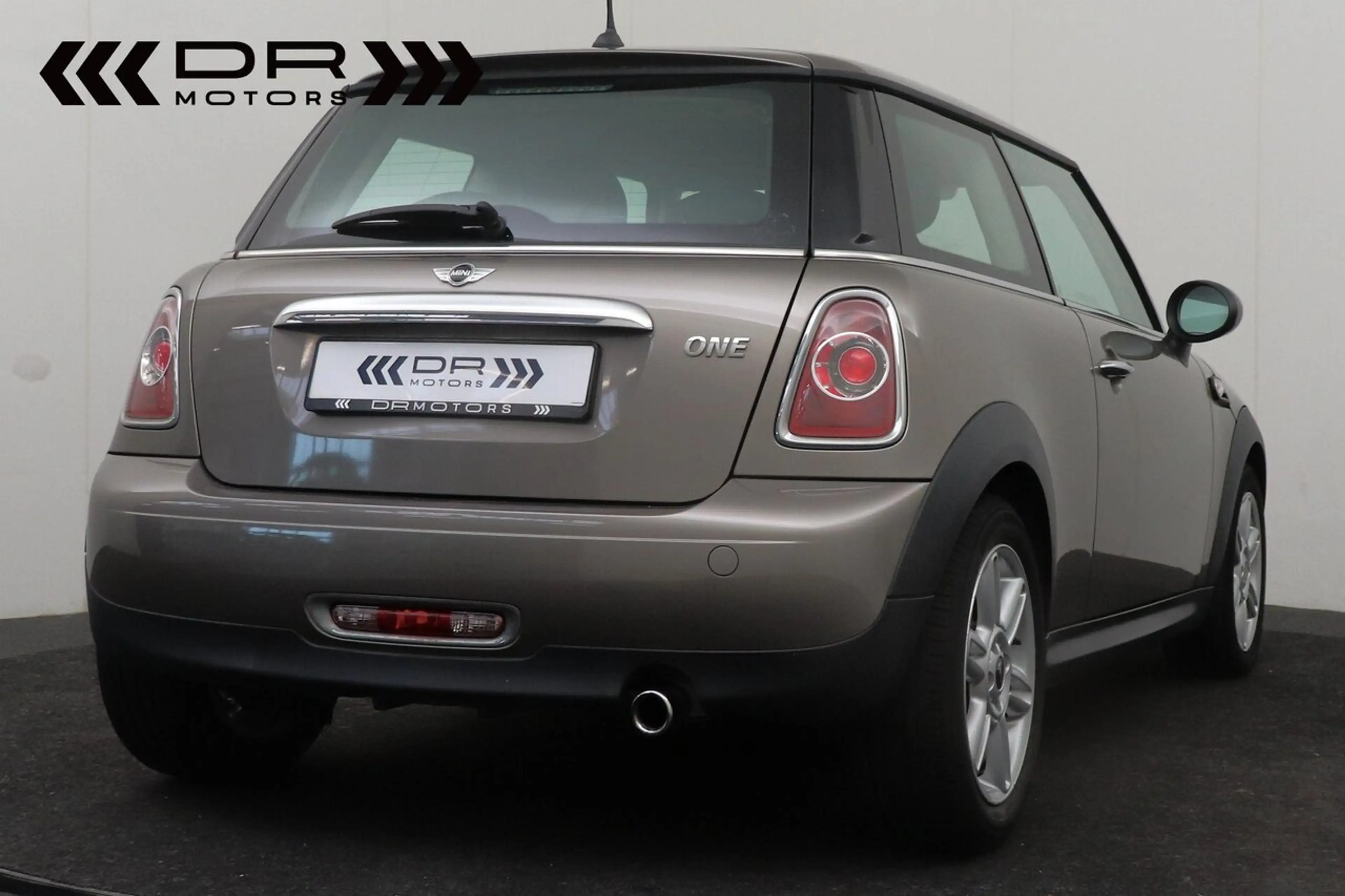 MINI One ONE — photo 8