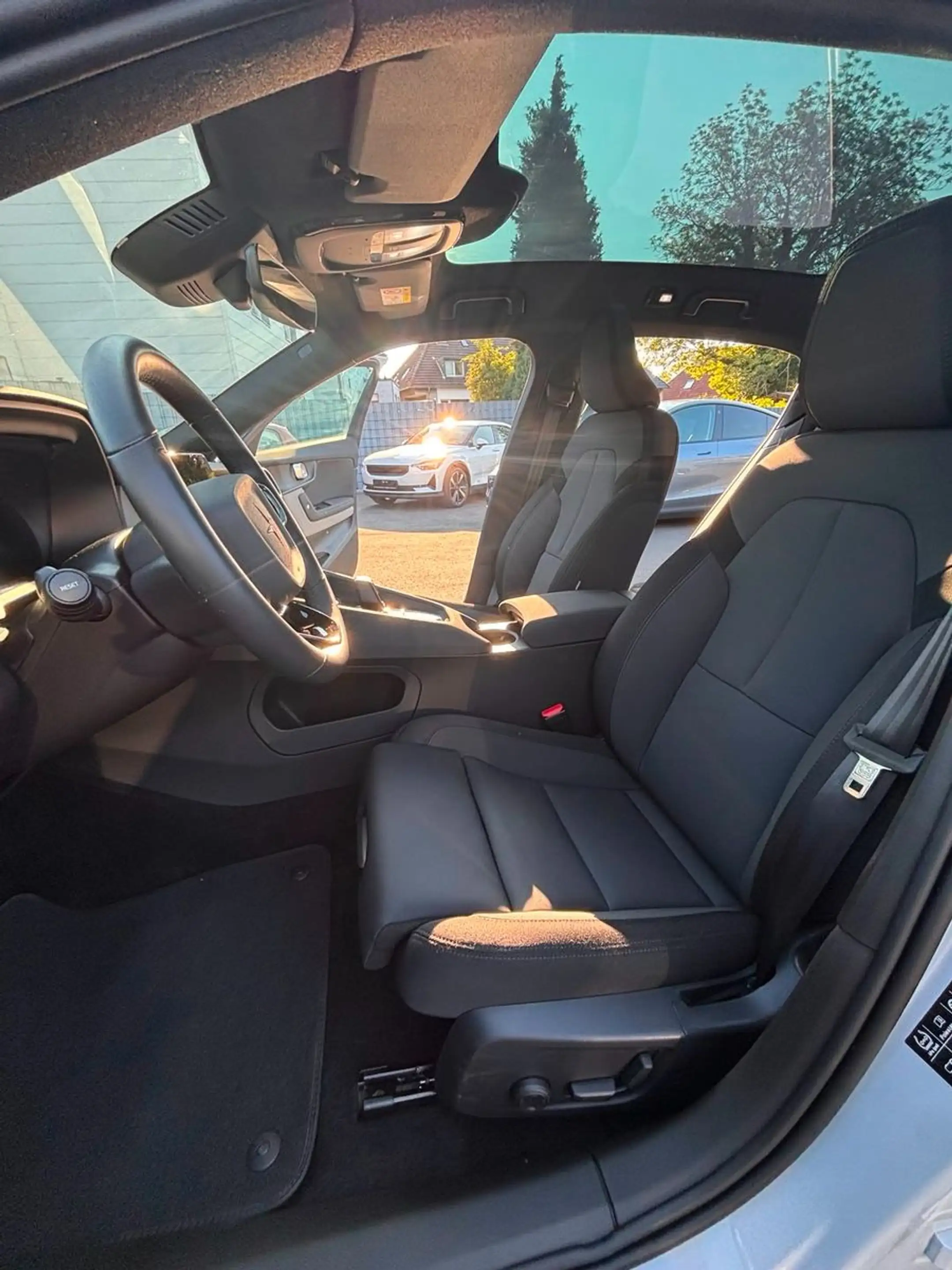 Polestar 2 Long Range Single # 82 kWh # Plus Paket # MWST — photo 11