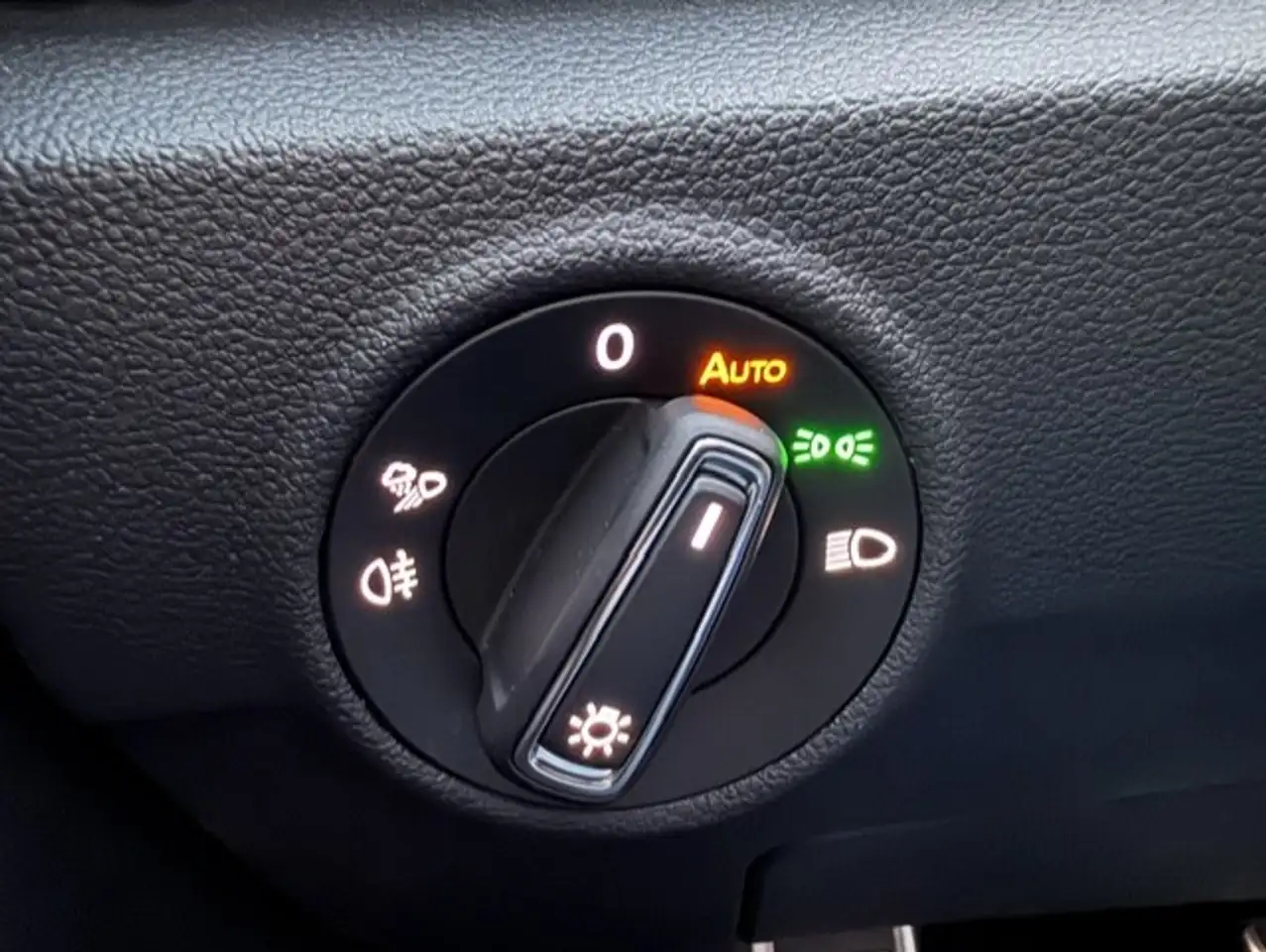 Volkswagen T-Roc Cabriolet 1.5 TSI R-Line DSG Leder Camera AdapCruise Zetel/Stuur verwarming Trekhaak IQ LIght, миниатюра 21